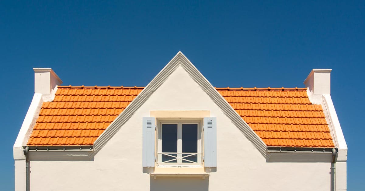 What Does Dwelling Coverage Actually Pay For After a Covered Loss?