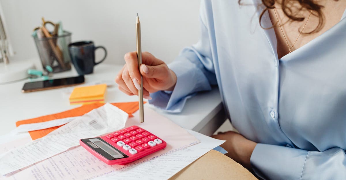 Cover Image for Wind and Hail Deductibles Explained: Why They Are Different From Your Standard Deductible