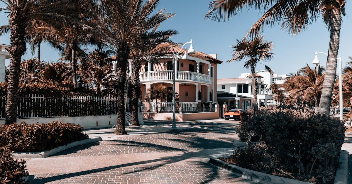 How Roof Age Affects Your Florida Homeowners Insurance Options